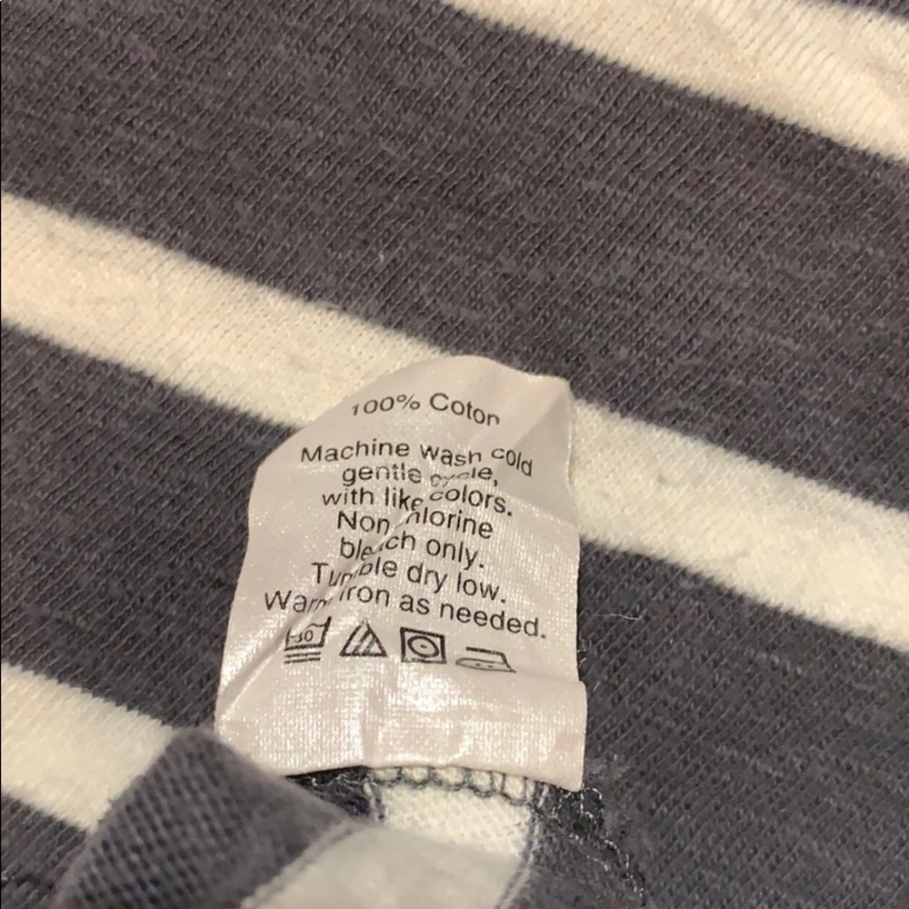 J Crew Zip Back Tee - Picture 5 of 5